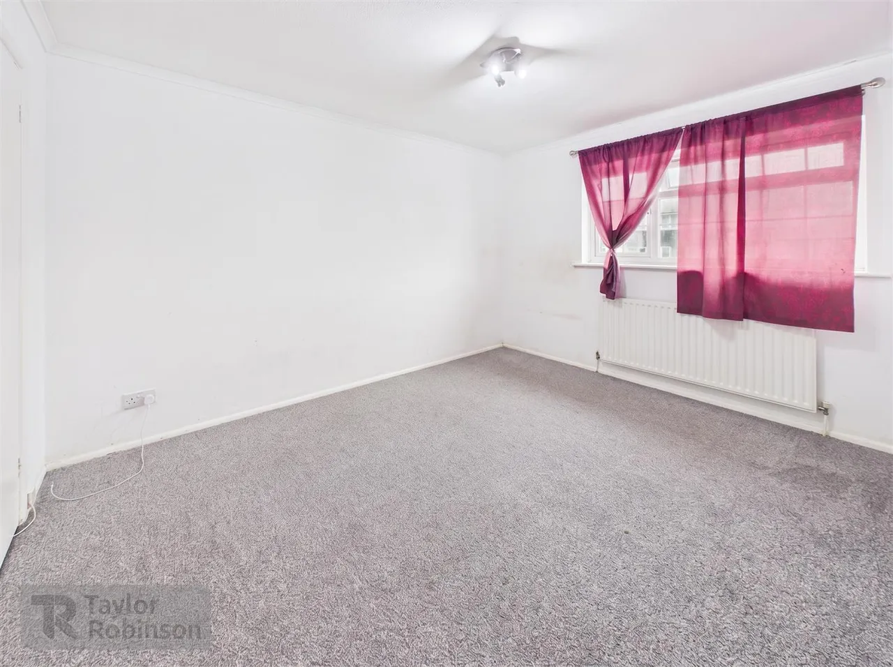 Stanley Walk, Horsham, RH13, photo 10
