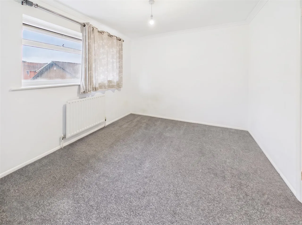 Stanley Walk, Horsham, RH13, photo 8