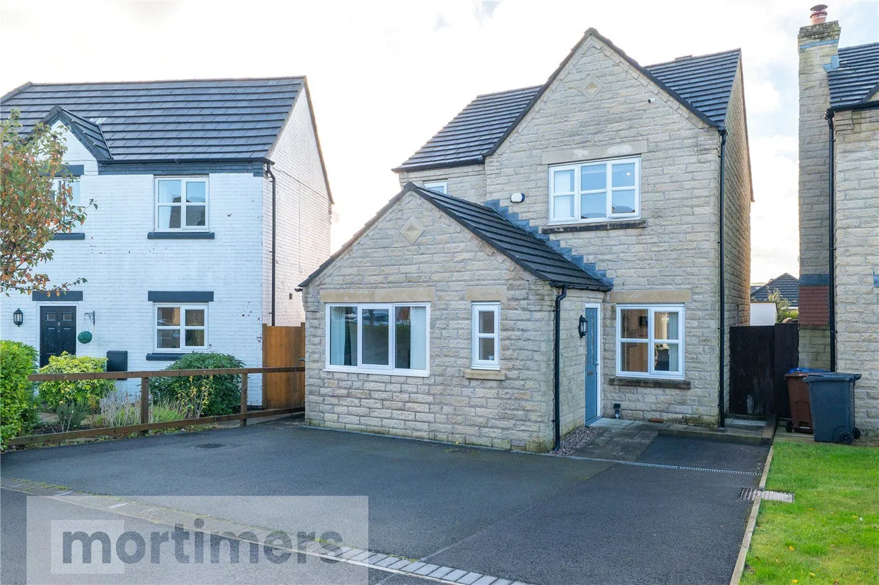 4 bed house for sale, Spinning Mill Close, Oswaldtwistle, BB5