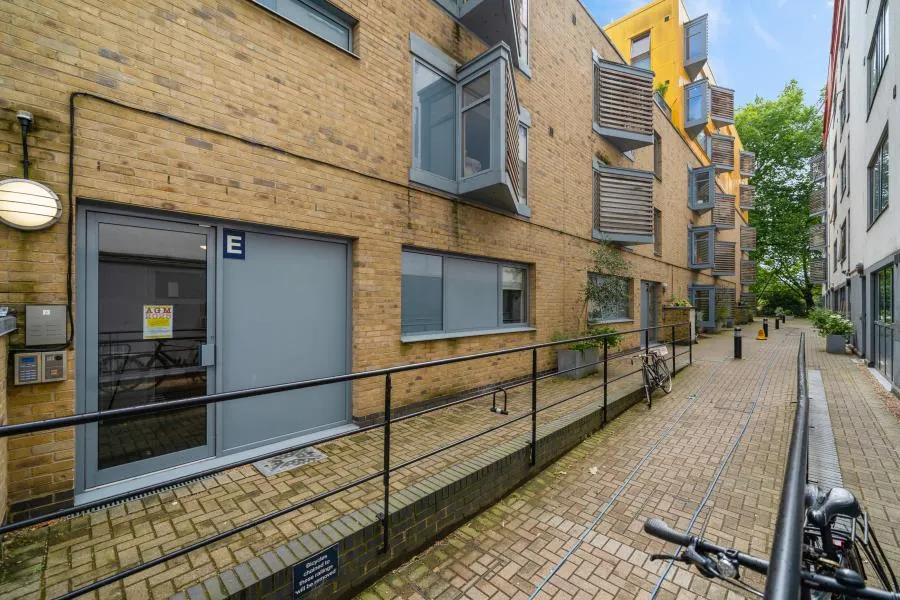 Paradise Park, Hackney, E5, photo 2