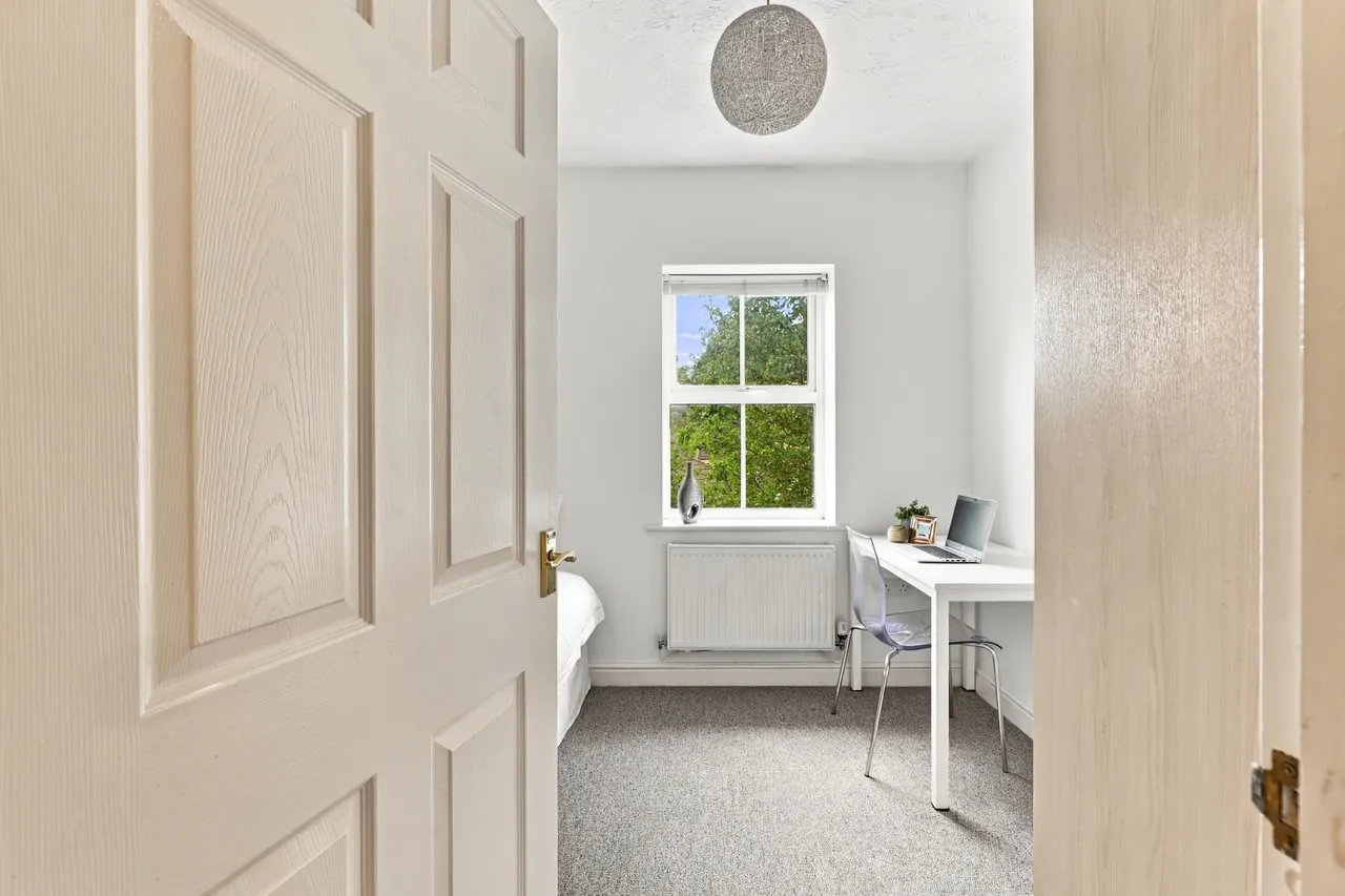 Greenwich Way, Waltham Abbey, EN9, photo 13