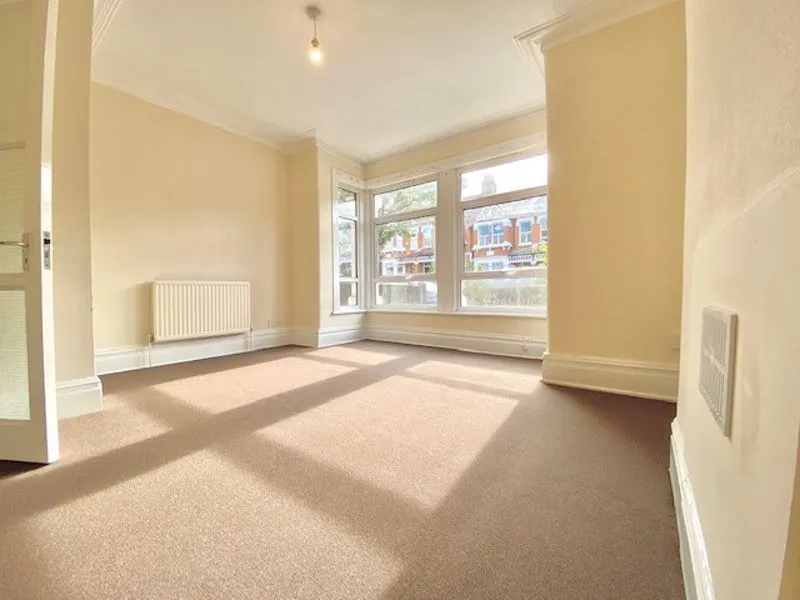 Beauval Road, London SE22 8UG, photo 4