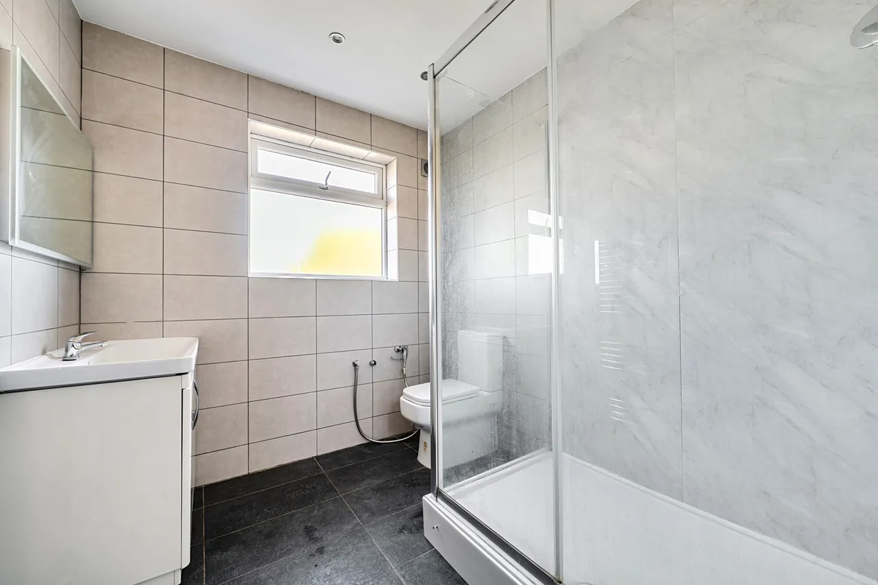 Chester Drive, Harrow, HA2, photo 12