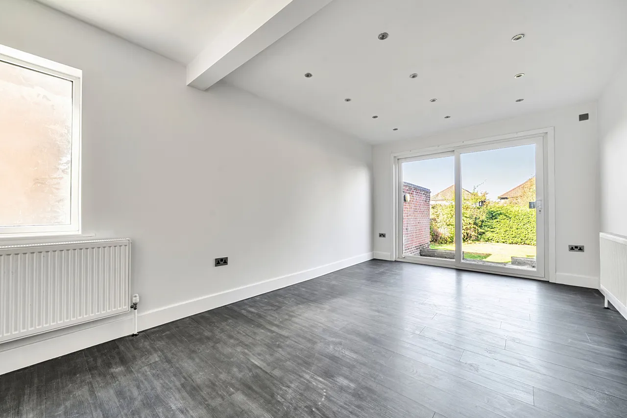 Chester Drive, Harrow, HA2, photo 2