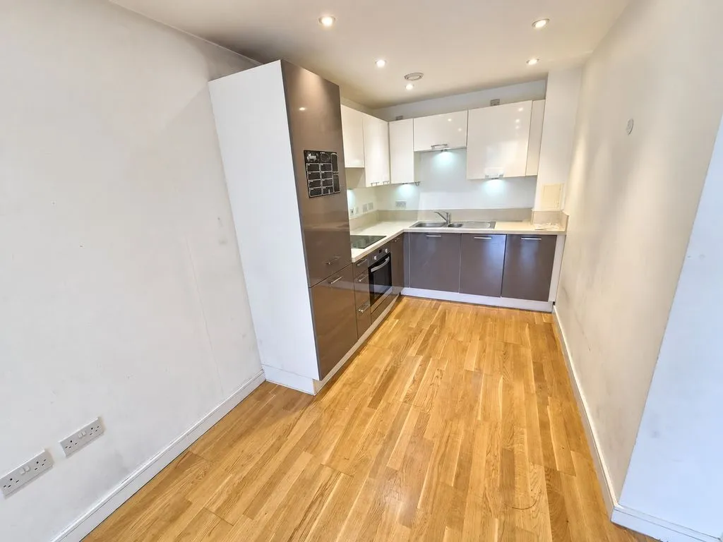 Green Lane, Edgware, HA8, photo 5