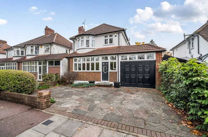 3 bed property for sale — Avery Hill Road, 206 Avery Hill Road London London, London, Greater London, SE92EX