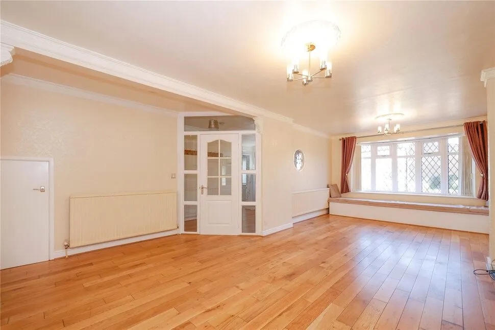 Hoyle Court Road, Baildon, West Yorkshire, BD17, photo 10