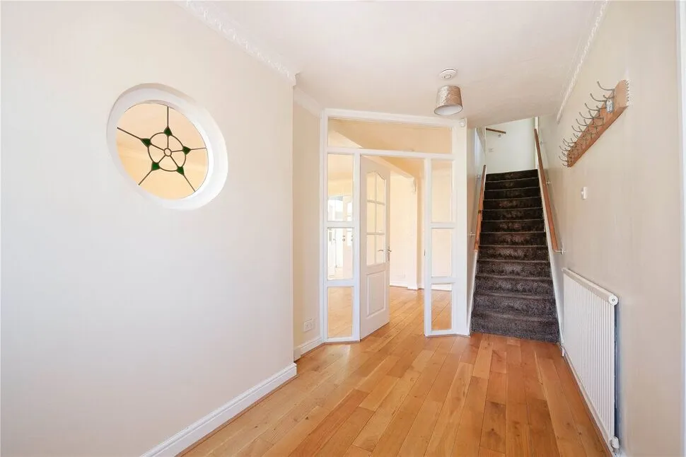 Hoyle Court Road, Baildon, West Yorkshire, BD17, photo 11
