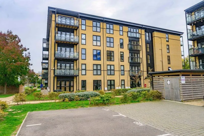 Bessemer Road, Welwyn Garden City AL7 1GR, photo 11