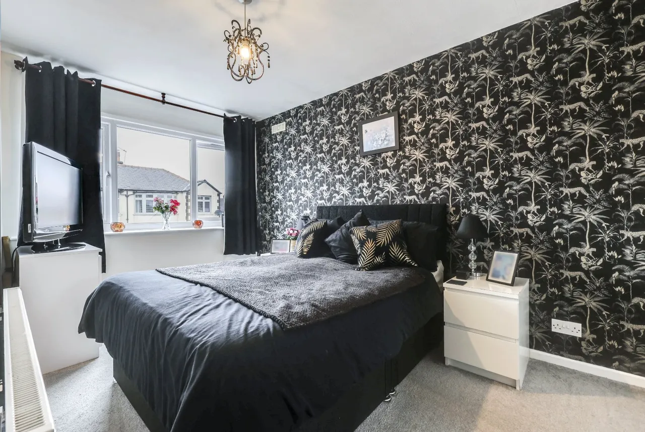 Merton Avenue, Farsley, LS28, photo 6