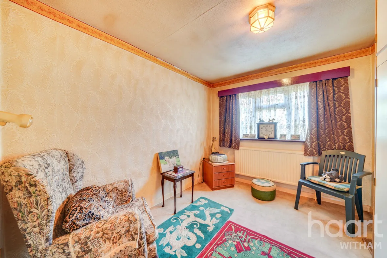Collingwood Road, Witham, CM8, photo 8