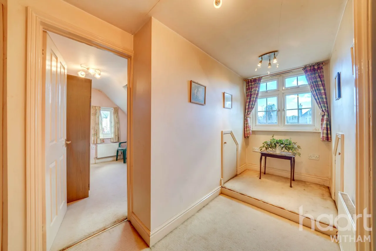 Collingwood Road, Witham, CM8, photo 11