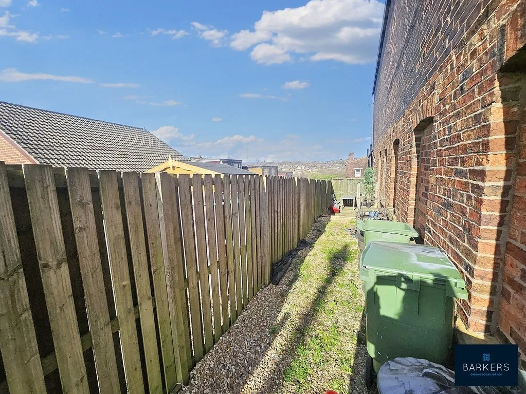 Forge Lane, Liversedge WF15 7AU, photo 19