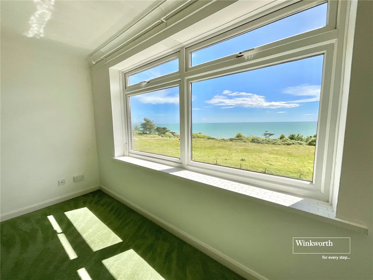 Beacon Drive, Christchurch, Dorset, BH23, photo 7