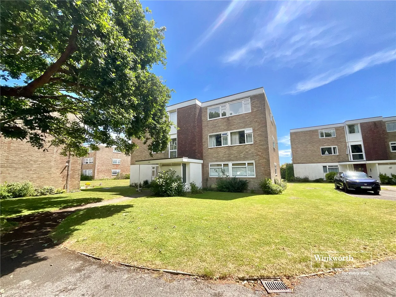 Beacon Drive, Christchurch, Dorset, BH23, photo 5