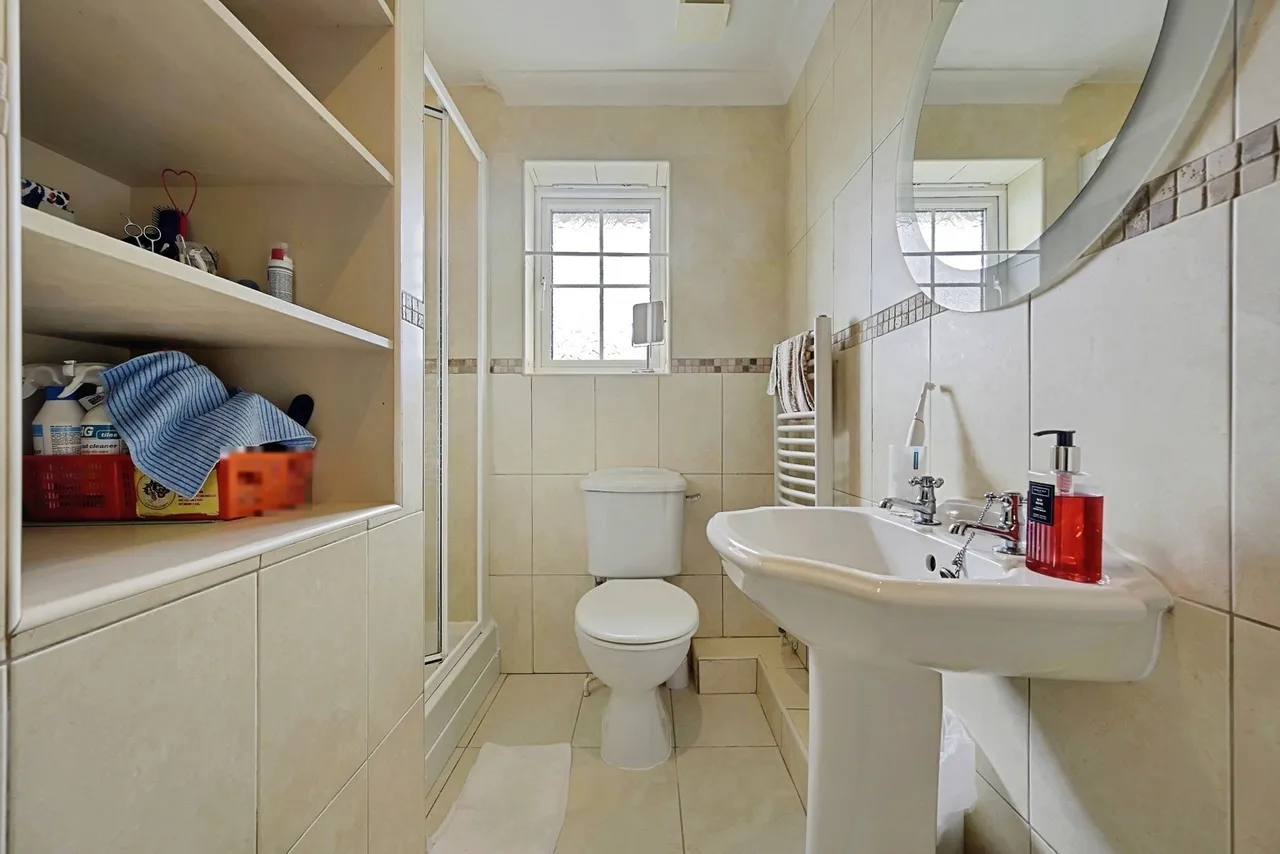 Eskdale Close, Burnley, Lancashire, BB10, photo 9