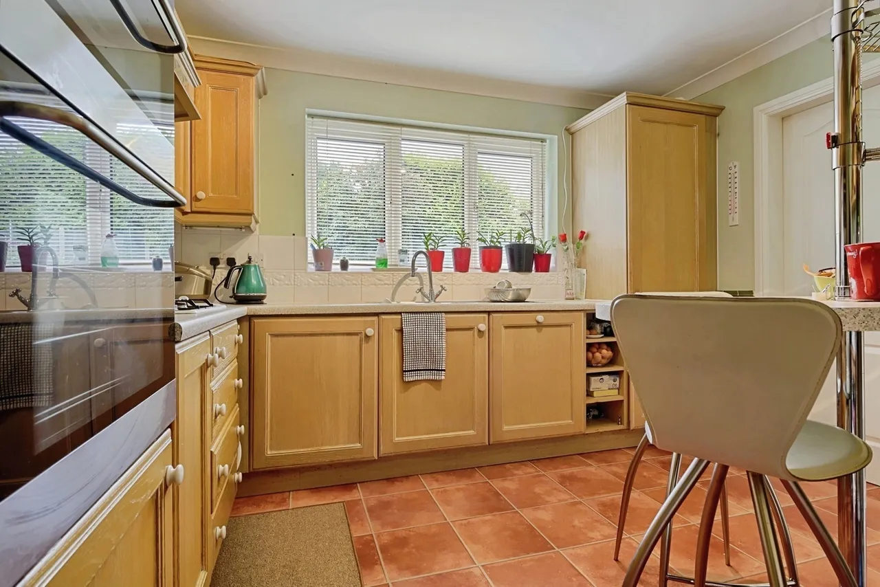 Eskdale Close, Burnley, Lancashire, BB10, photo 3