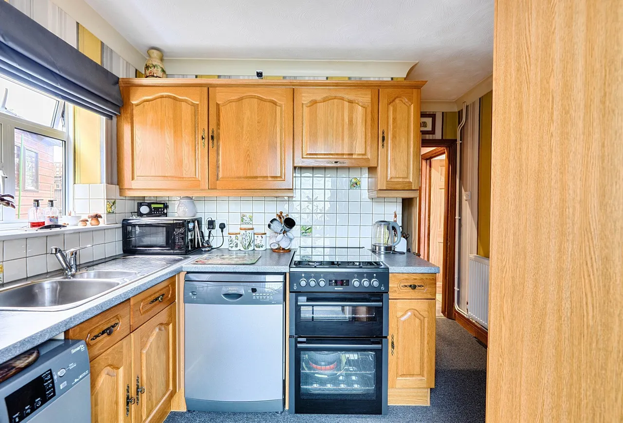 Marlow Drive, Cheam, SM3 9AZ, photo 16