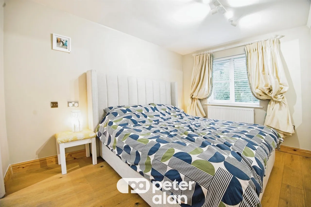 Bassetts Field Cardiff, CF14, photo 12