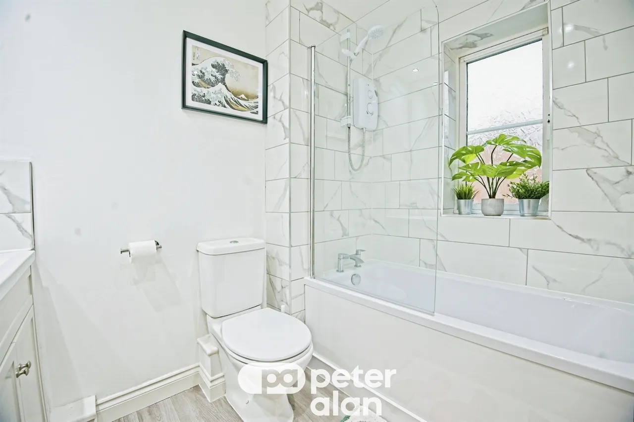 Bassetts Field Cardiff, CF14, photo 16