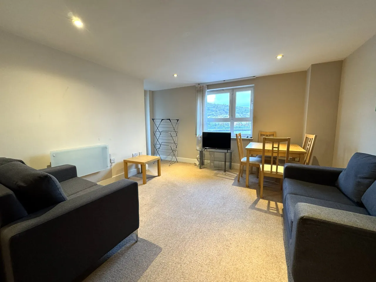Kings Road, Swansea, West Glamorgan, SA1 8PY, photo 2