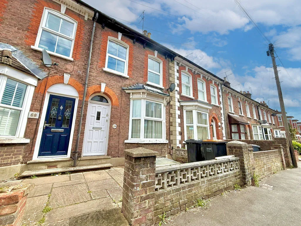 2 bed property for sale — Victoria Street, Dunstable LU6 3BA