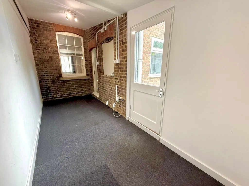 Victoria Street, Dunstable LU6 3BA, photo 6