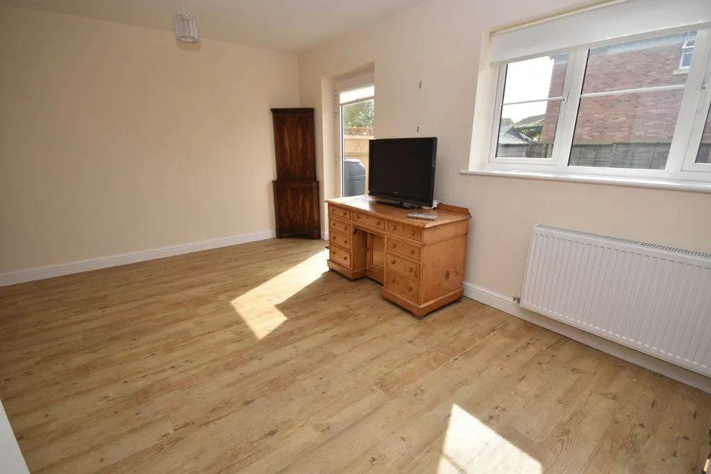 Chester Road, Nomans Heath, photo 5