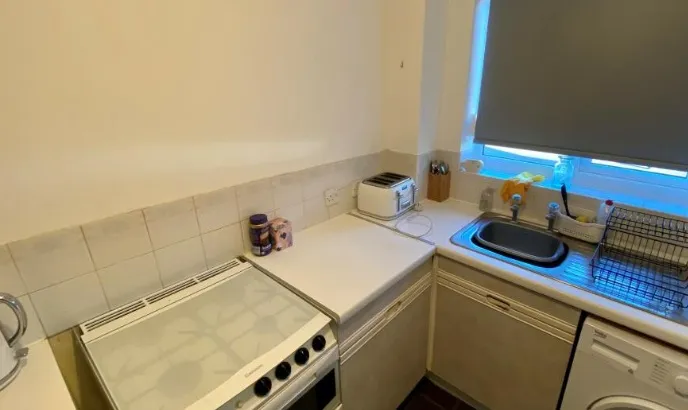 Falcon Close, Lenton, NG7, photo 7