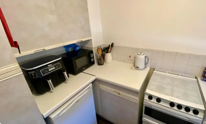 Falcon Close, Lenton, NG7, photo 8