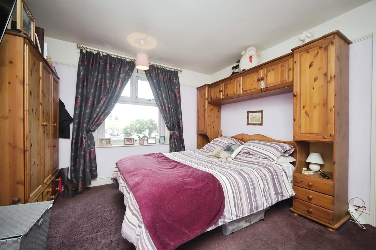 Priory Avenue, Taunton, photo 9