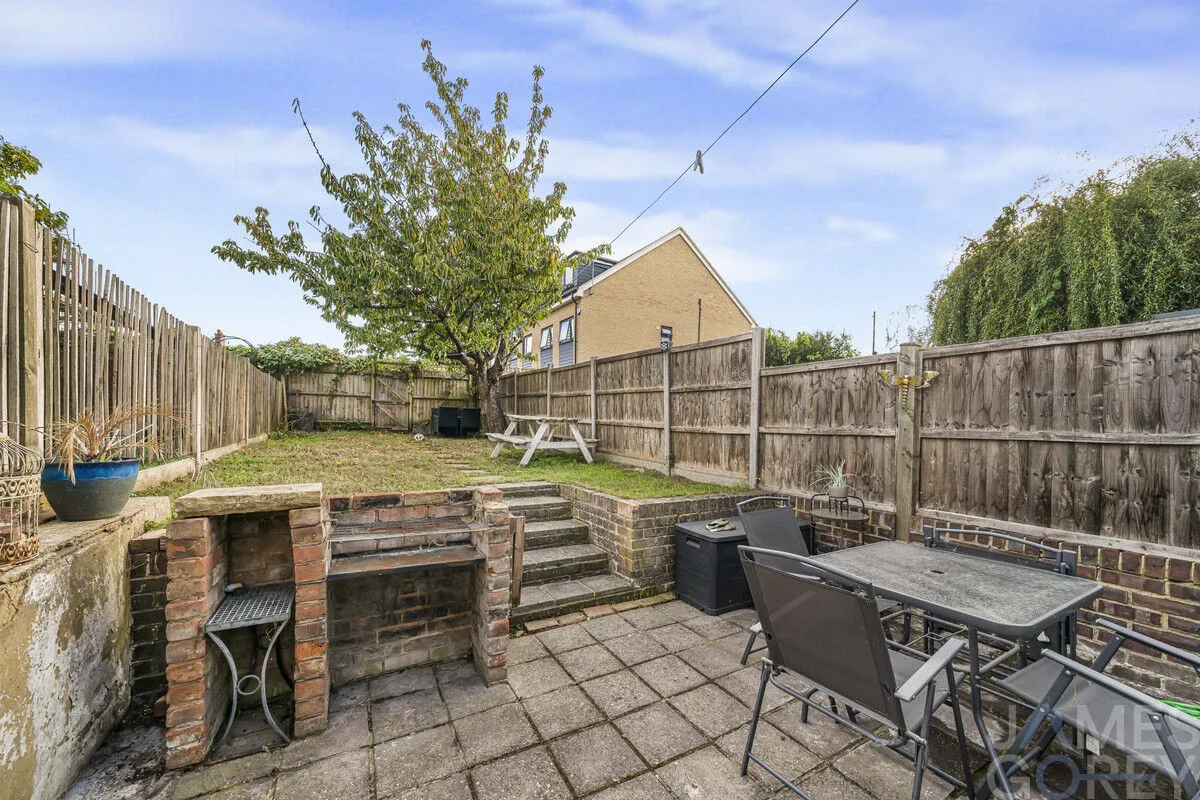 Finchley Close, Dartford, DA1, photo 5