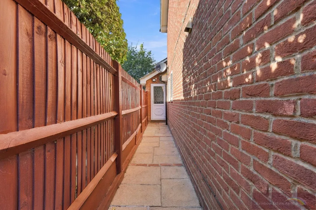 Farthingale Lane, Waltham Abbey, EN9, photo 27