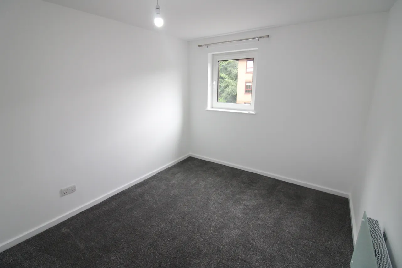 Woodlands Court, Old Kilpatrick, G60, photo 5