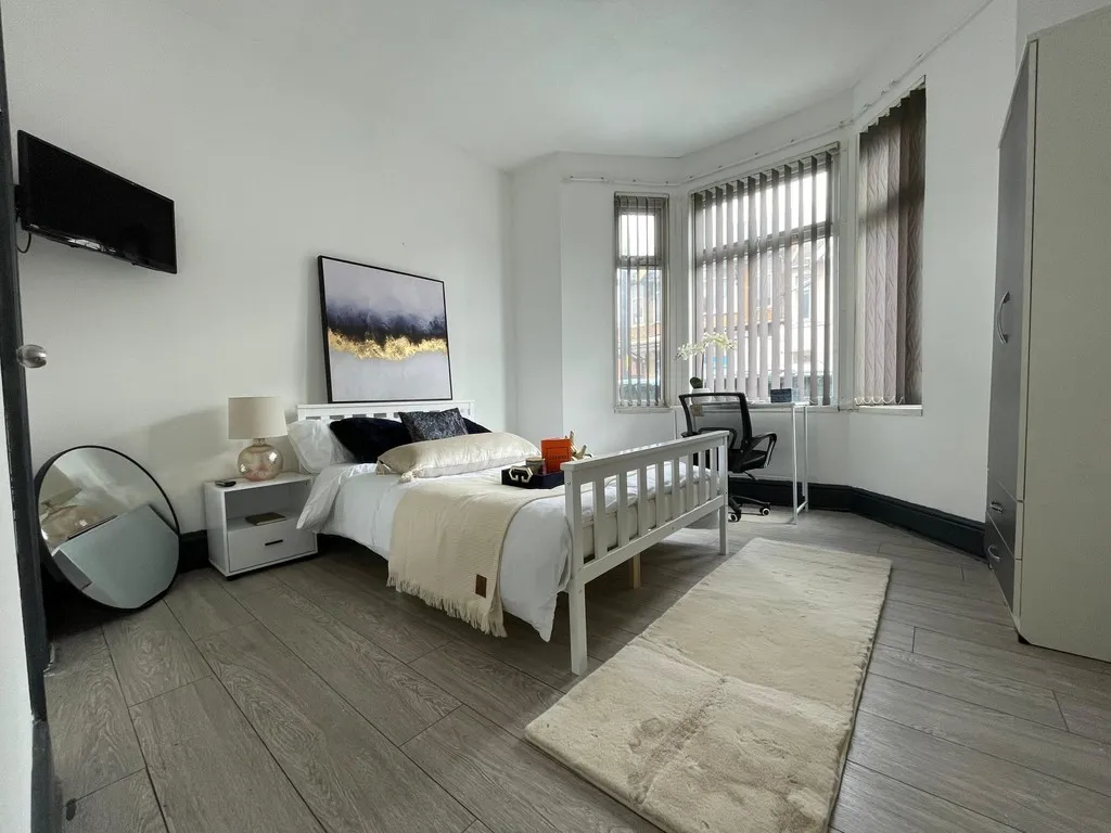 6 Bed HMO with Planning, photo 2