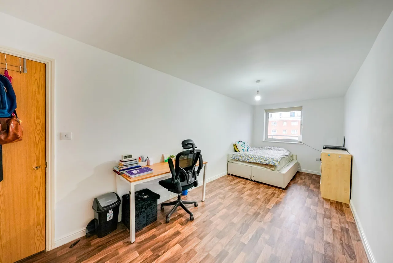 Axon Place, Ilford, IG1, photo 16