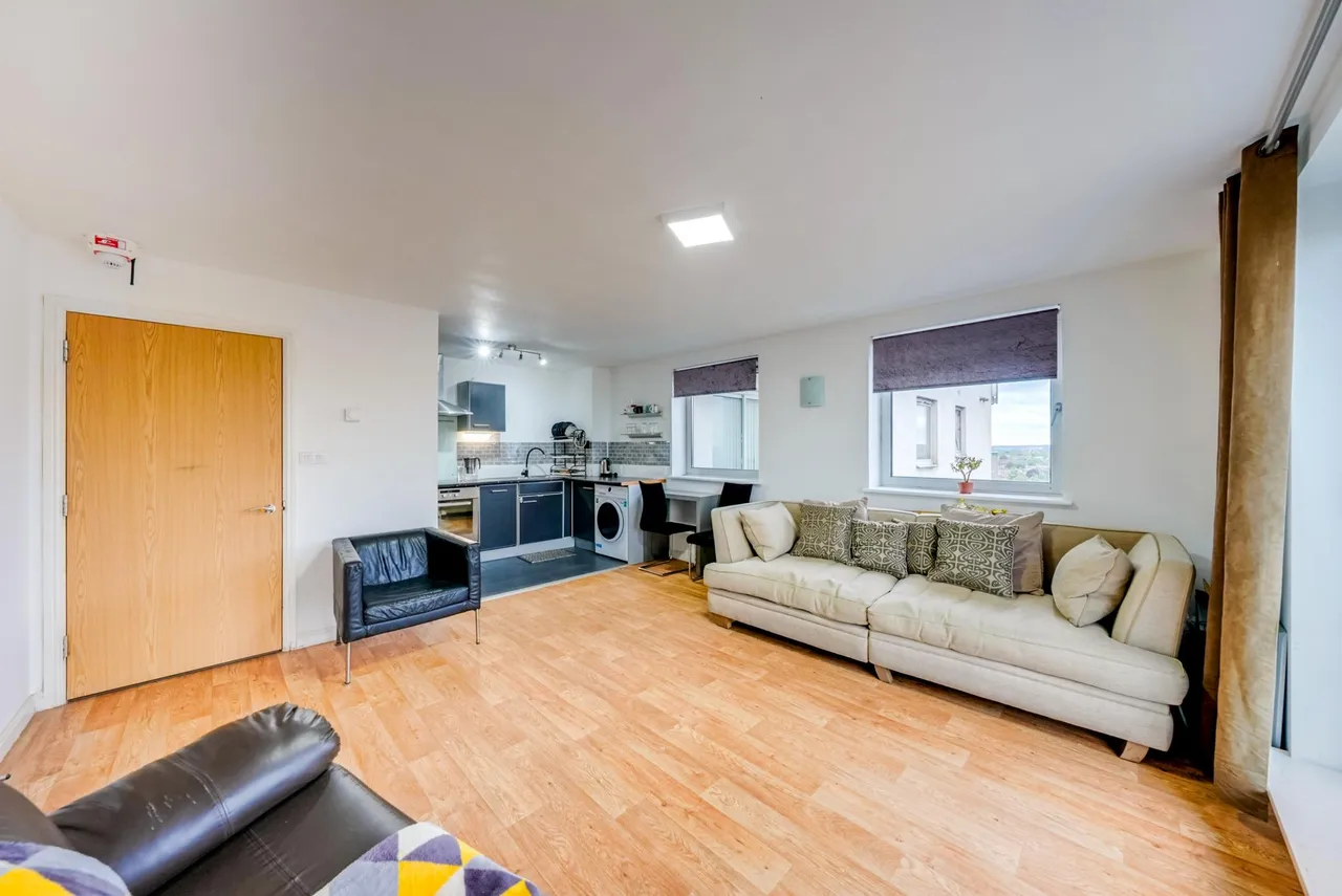 Axon Place, Ilford, IG1, photo 4
