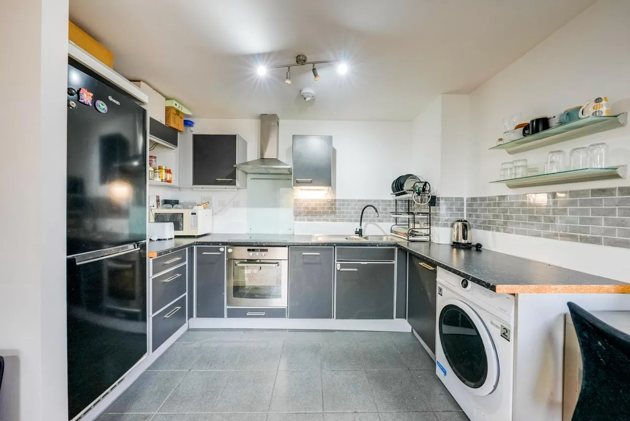 Axon Place, Ilford, IG1, photo 6