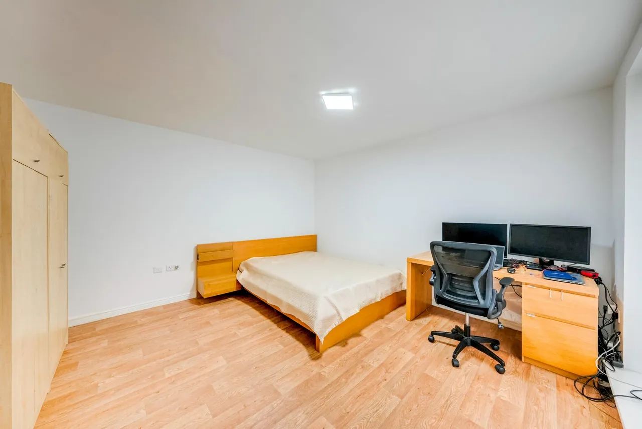 Axon Place, Ilford, IG1, photo 12