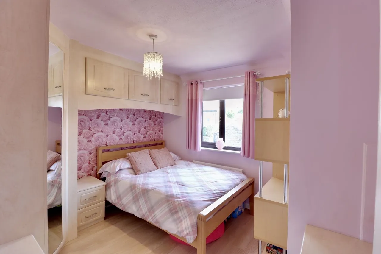 Pot House Road, Bradford, BD6, photo 9
