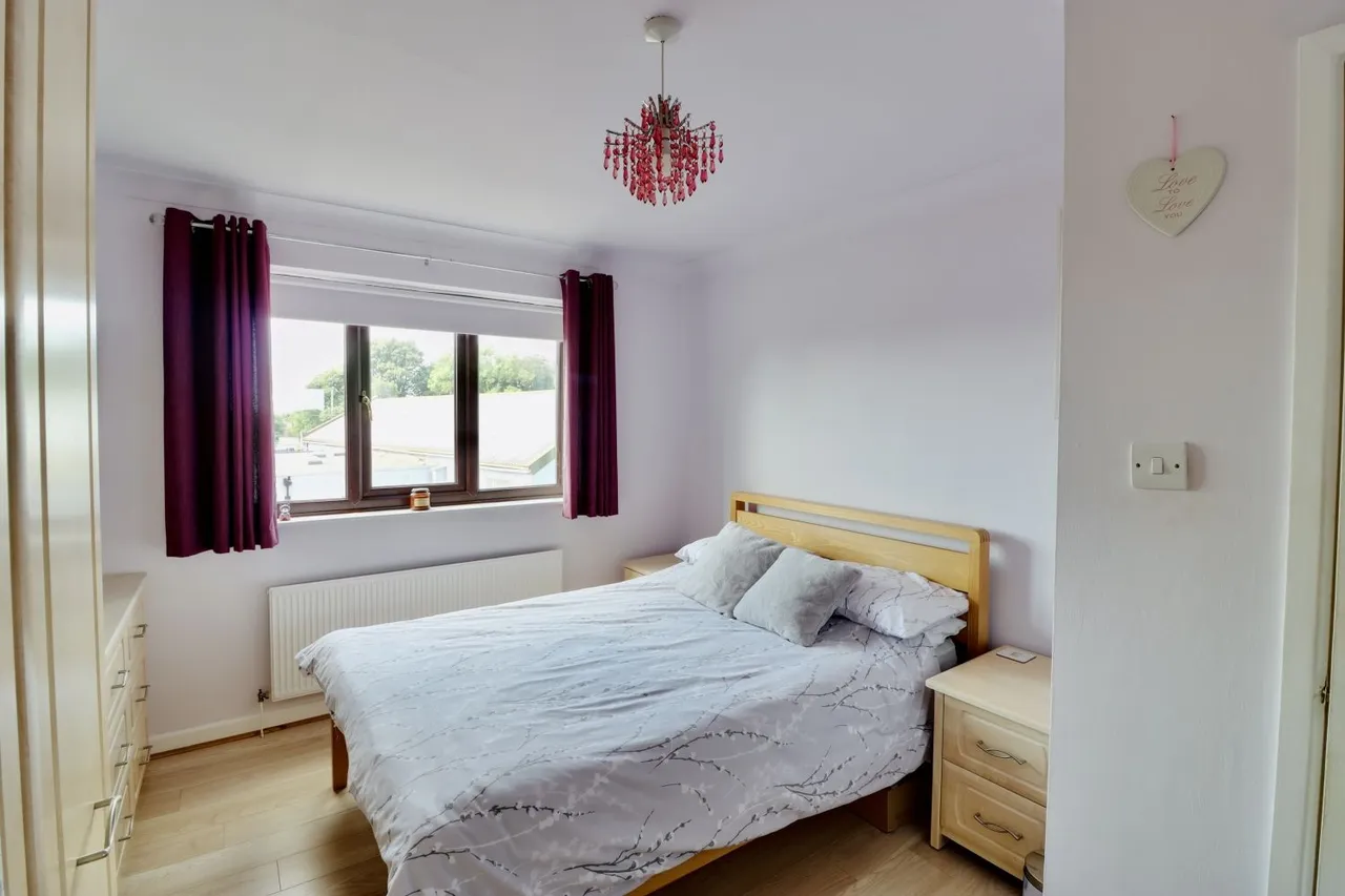 Pot House Road, Bradford, BD6, photo 7