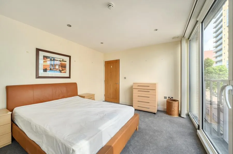 Western Gateway, Excel, E16, photo 10