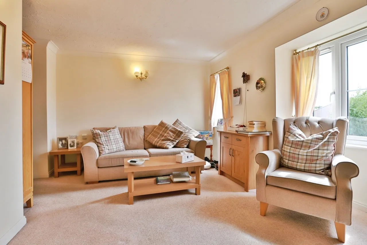 Jenner Close, Verwood, BH31, photo 7