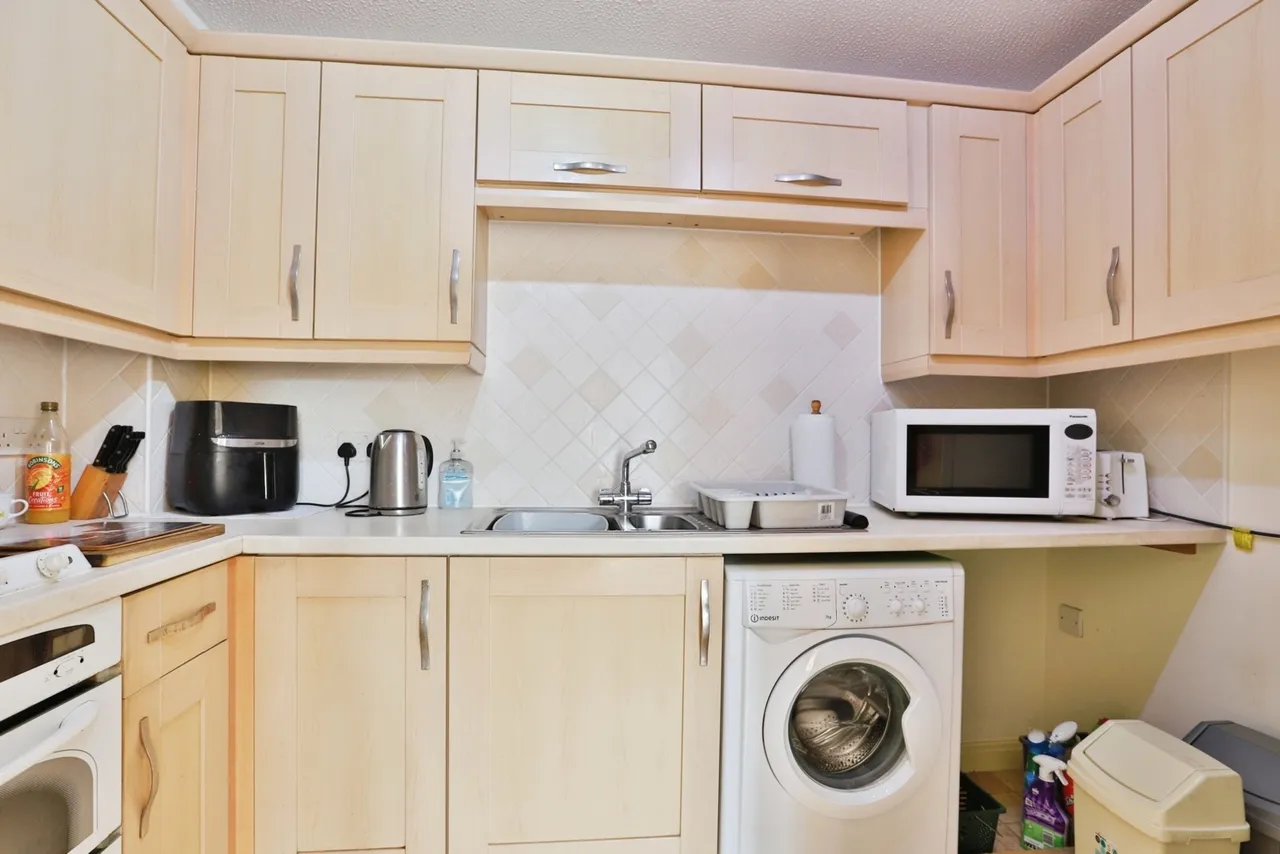 Jenner Close, Verwood, BH31, photo 11