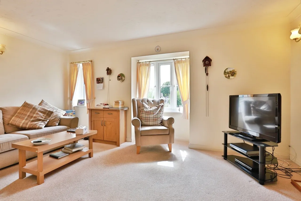 Jenner Close, Verwood, BH31, photo 2