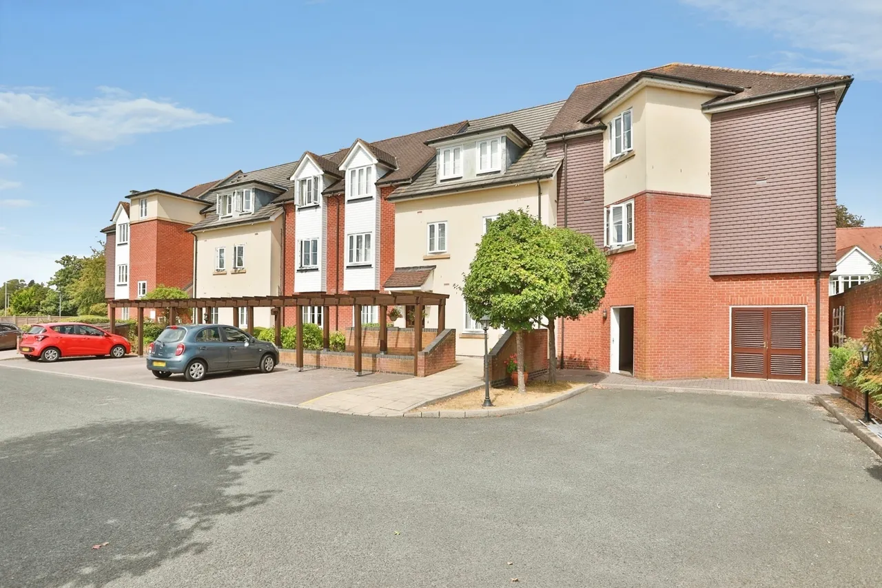 Jenner Close, Verwood, BH31, photo 15