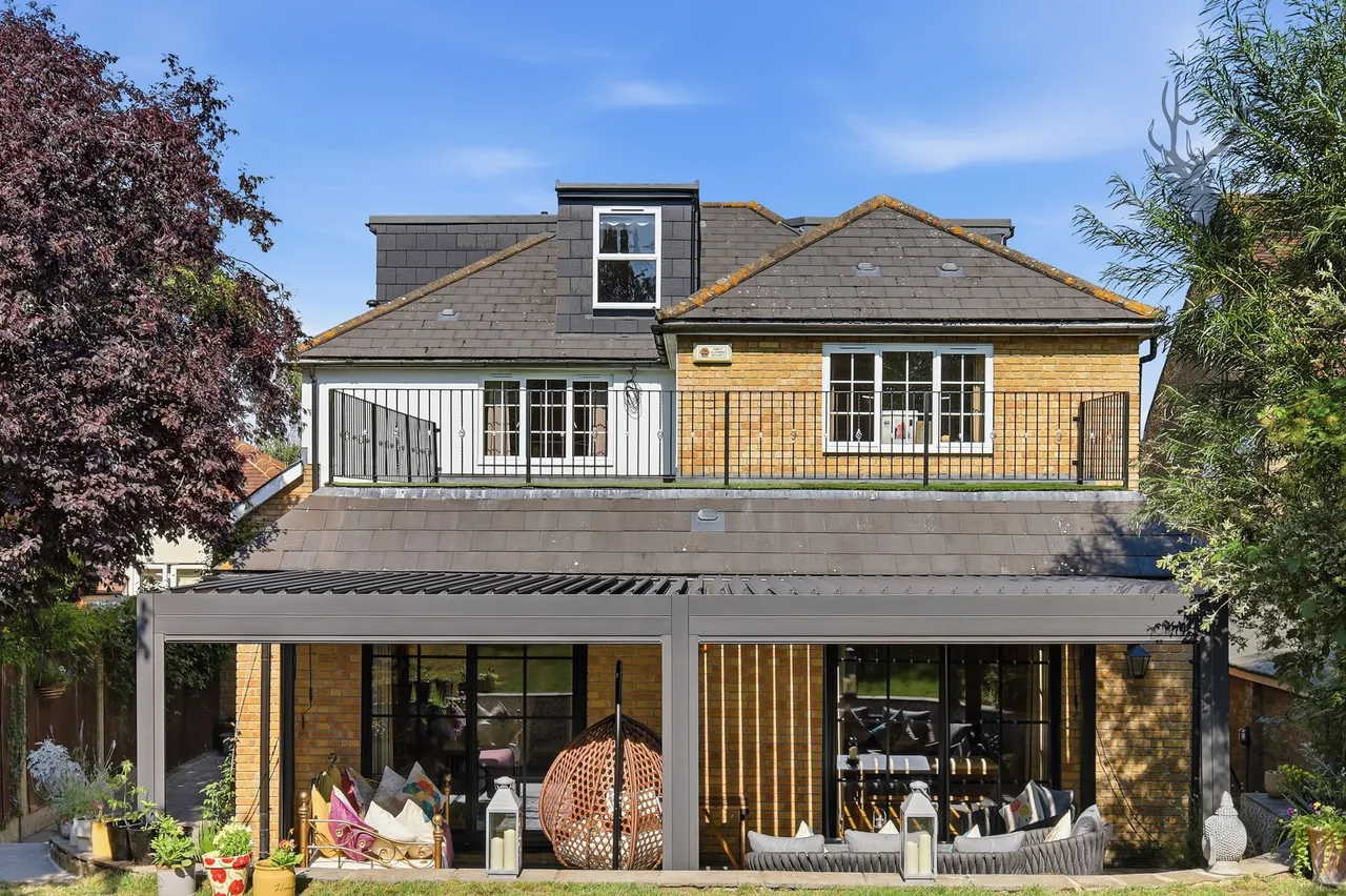 Dukes Avenue, Theydon Bois, CM16, photo 40