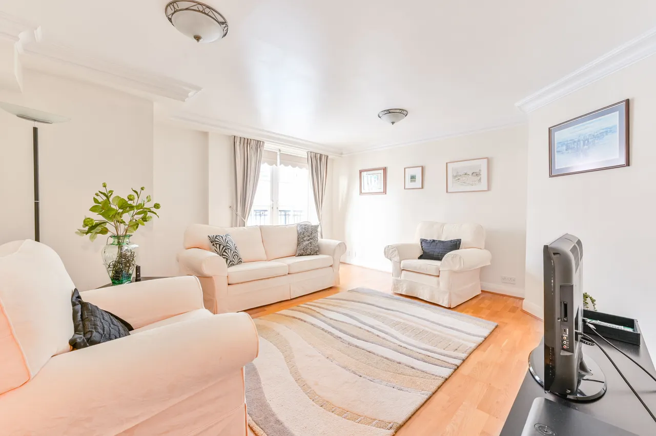 202 Waterdale Manor House, 20 Harewood Avenue, London, photo 2