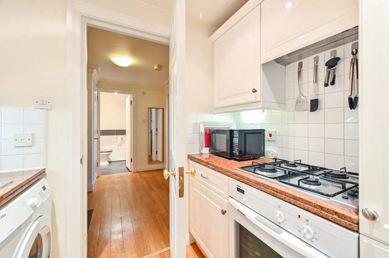 202 Waterdale Manor House, 20 Harewood Avenue, London, photo 4