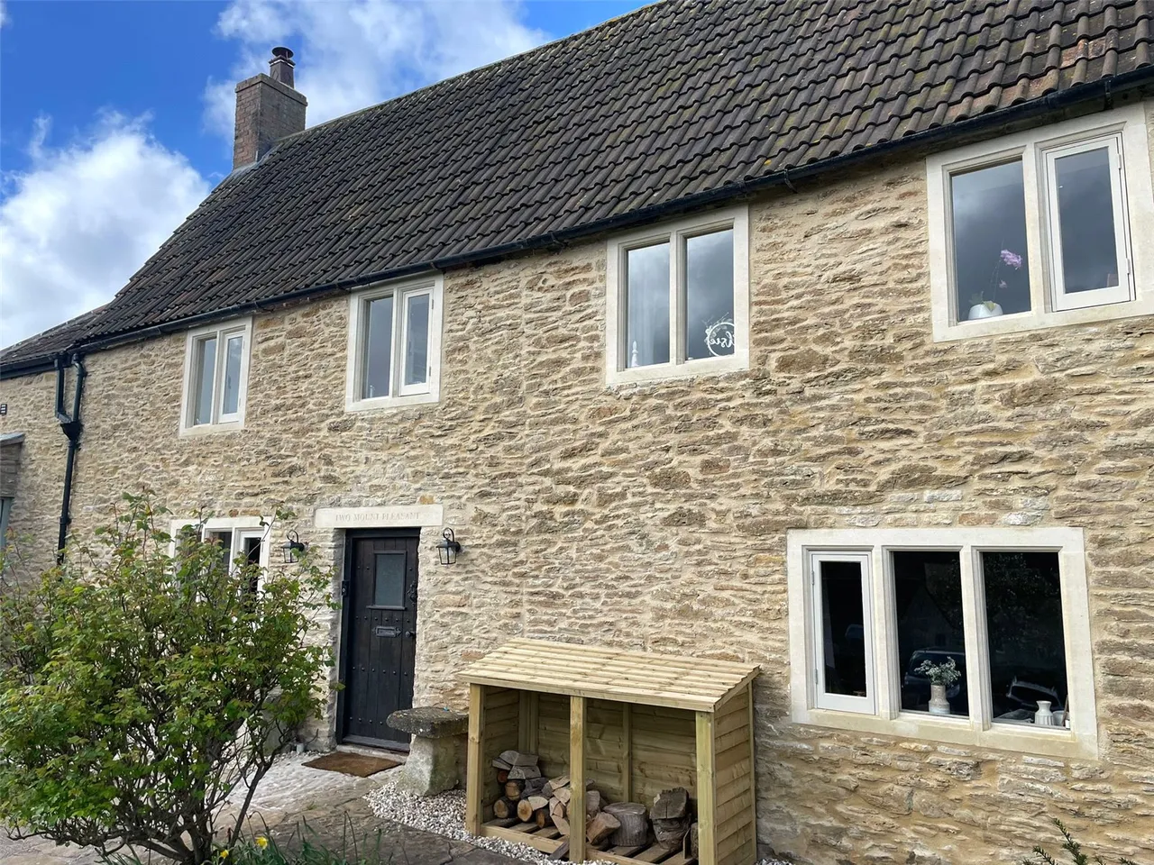 3 bed house for sale, Bath Road, Beckington